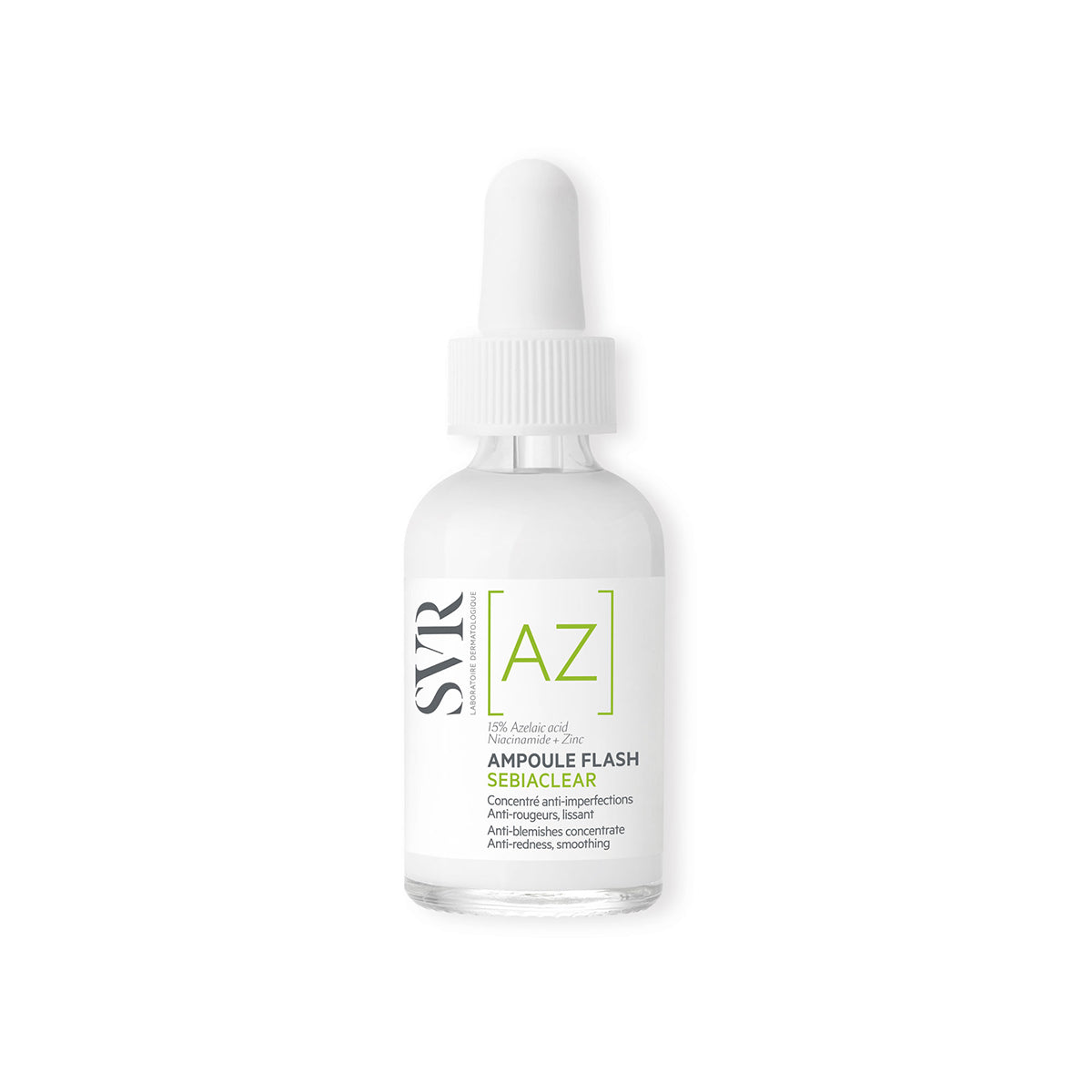 Flacon compte-gouttes SVR Sebiaclear Ampoule Flash avec étiquette blanche, texte vert et noir sur fond blanc studio.